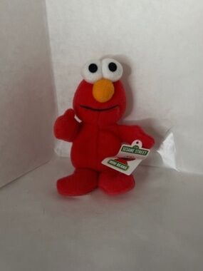 Vintage 1999 Kellogg's Mini Beans Plush Sesame Street Muppet ELMO 4" NWT Toy